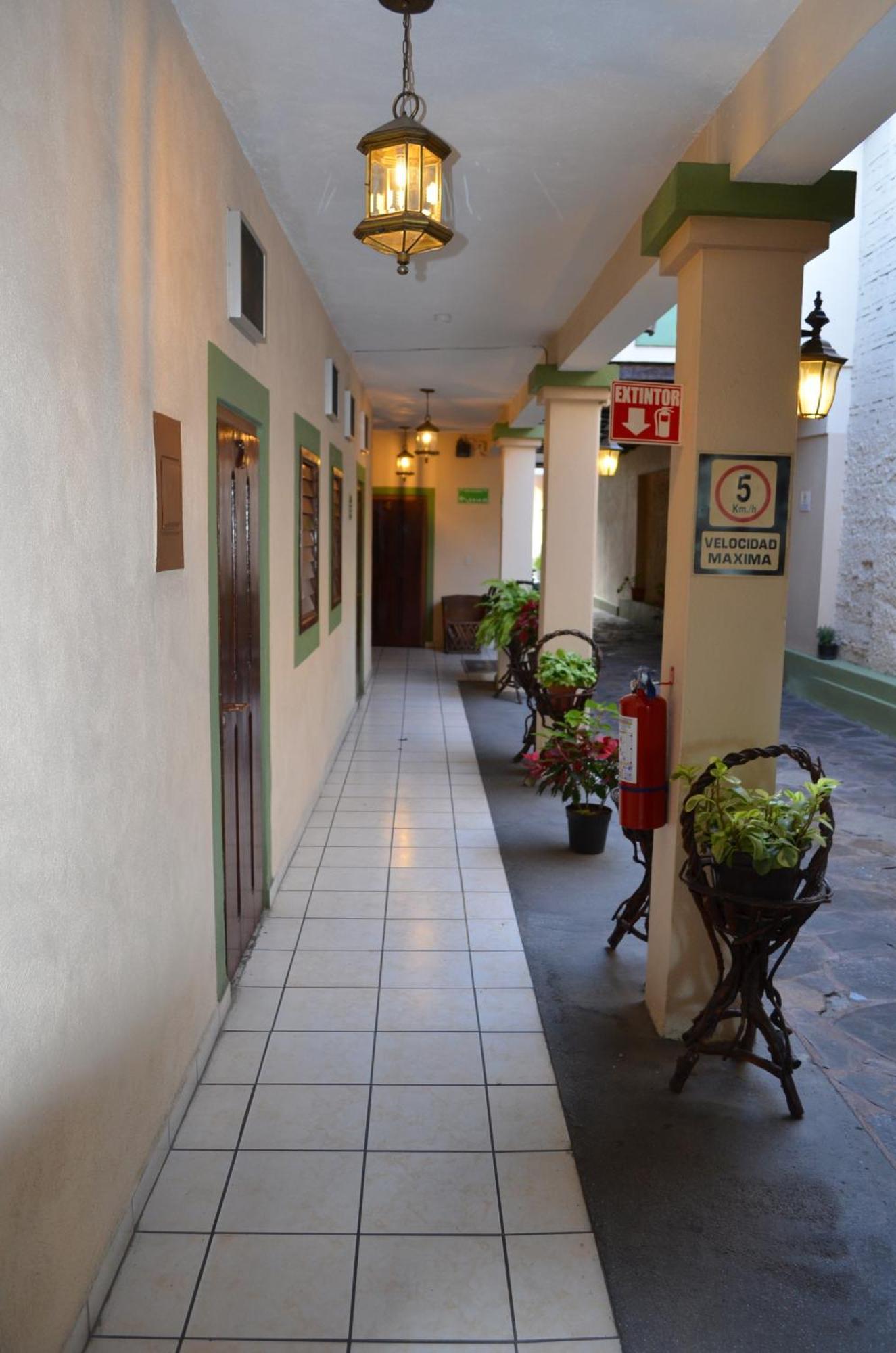 Hotel La Merced Colima Ngoại thất bức ảnh