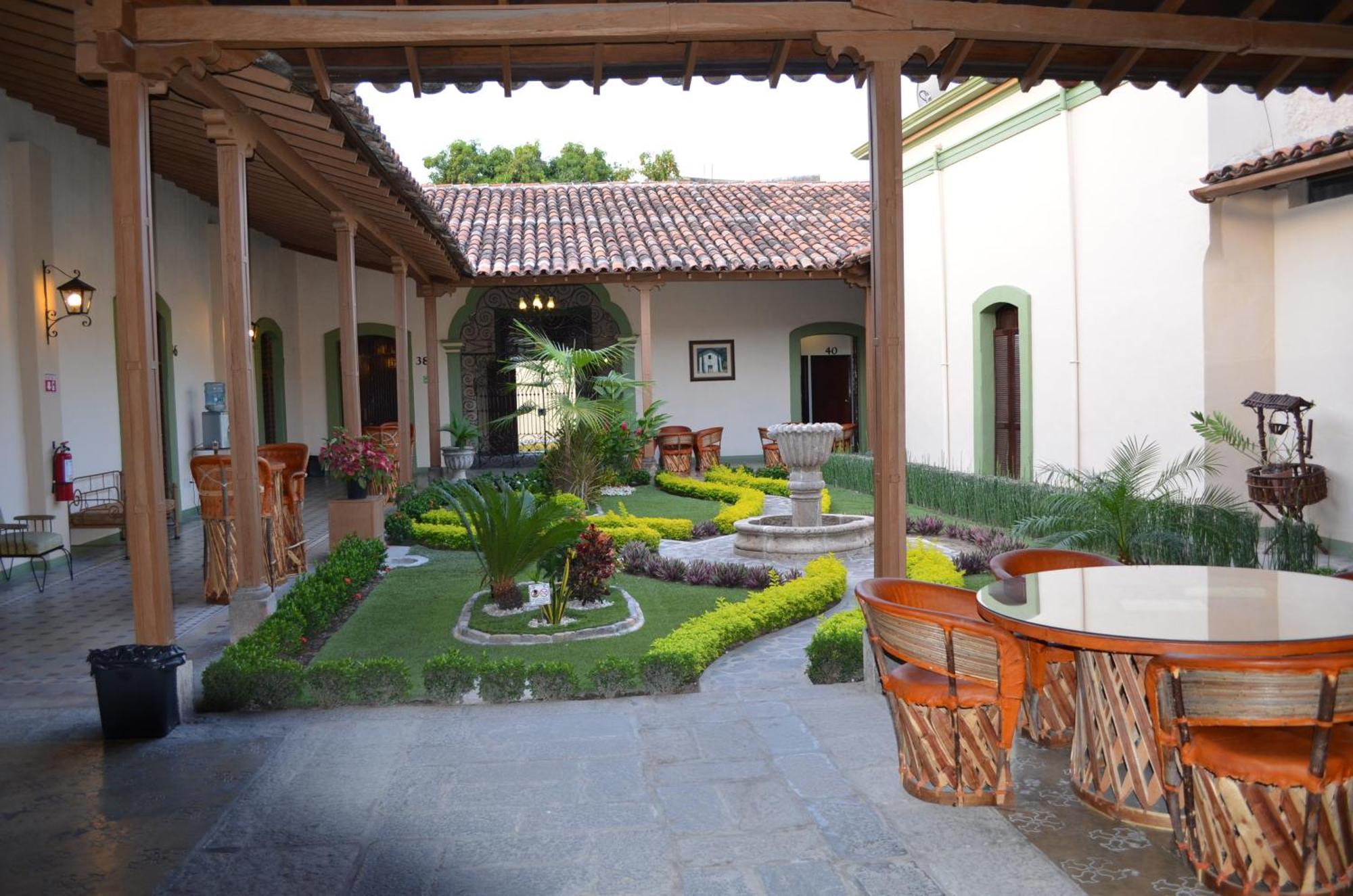 Hotel La Merced Colima Ngoại thất bức ảnh
