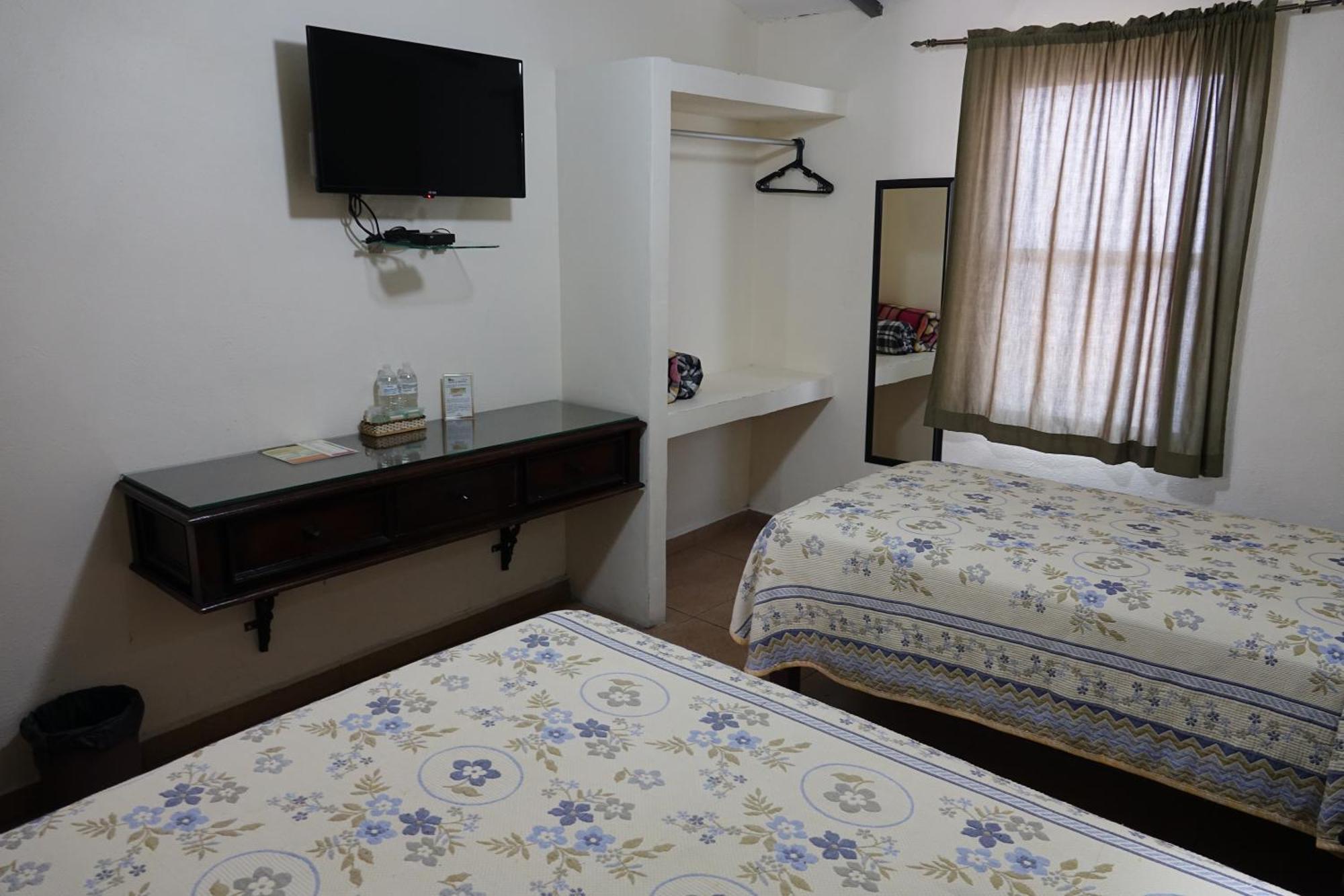 Hotel La Merced Colima Ngoại thất bức ảnh